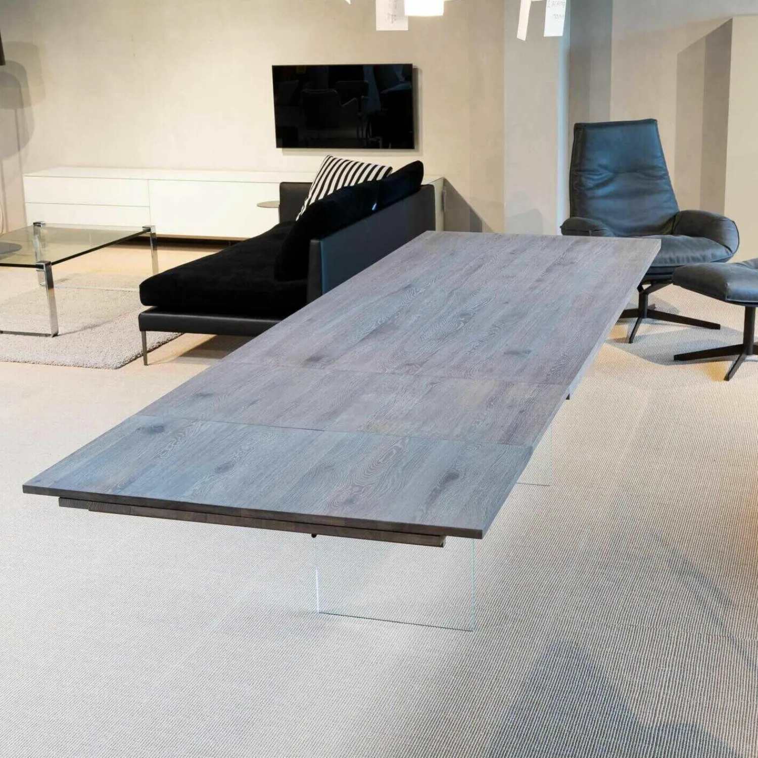 kf furniture Esstische|Esstisch Contur Eiche Astig Gebürstet Geräuchert Und Weiß Geölt Mit Glaswangen Optiwhite Mit Auszug