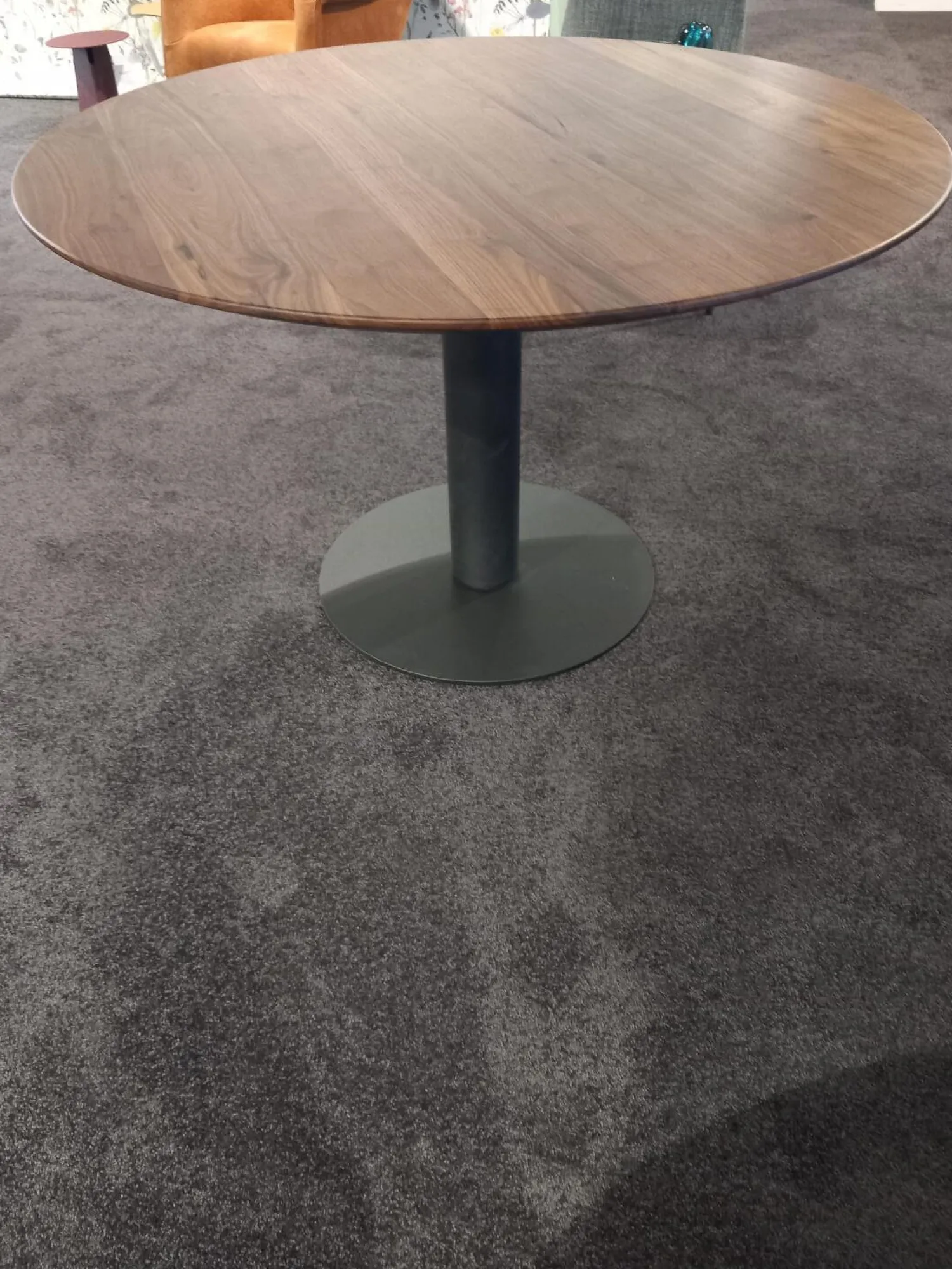 ASCO Esstische|Esstisch Domino Platte Nussbaum Massiv Tischfuß Schwarz