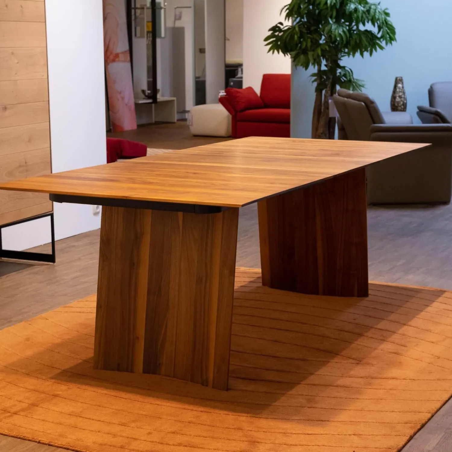 Rodam Esstische|Esstisch Domus R16 Nussbaum Massiv Geölt Gewachst Seidenmatt