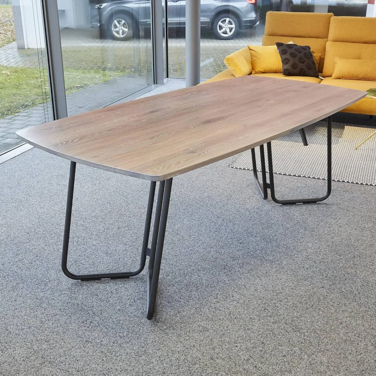 Raum.Freunde Esstische|Esstisch Erik Typ 4750 Platte Astige Eiche Geräuchert Gestell Metall Rundrohr Schwarz