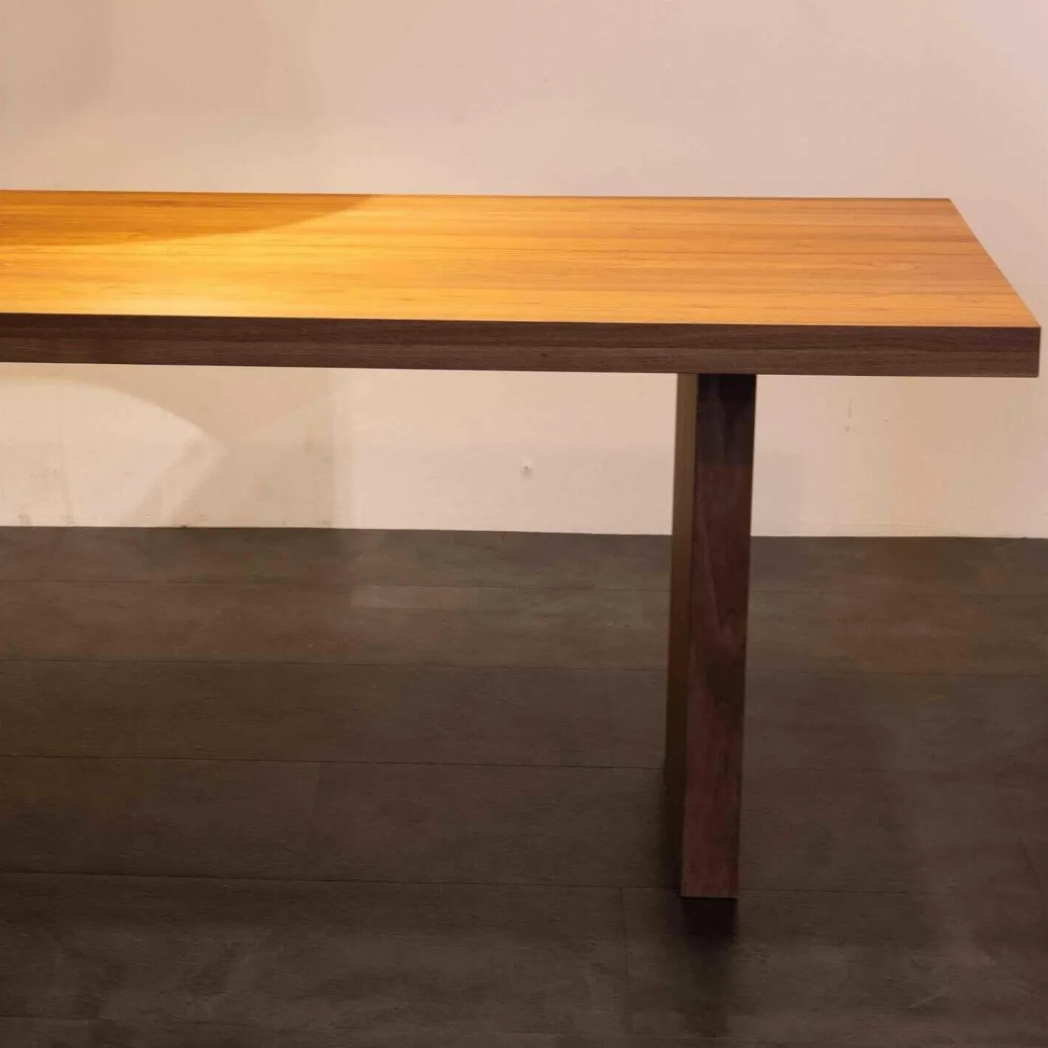 Anrei Esstische|Esstisch Etra Nussbaum Gebeizt