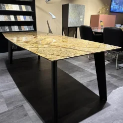 Draenert Esstische|Esstisch Fontana In Stein Forest Brown Braun Beige Trapezförmig Poliert Kante Sockel Vierbeiner Eiche Dunkelgrau