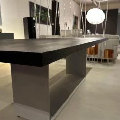 ASCO Esstische|Esstisch Frame Platte Brandeiche Rustical Schwarz Strukturiert Gebürstet Gestell Beton