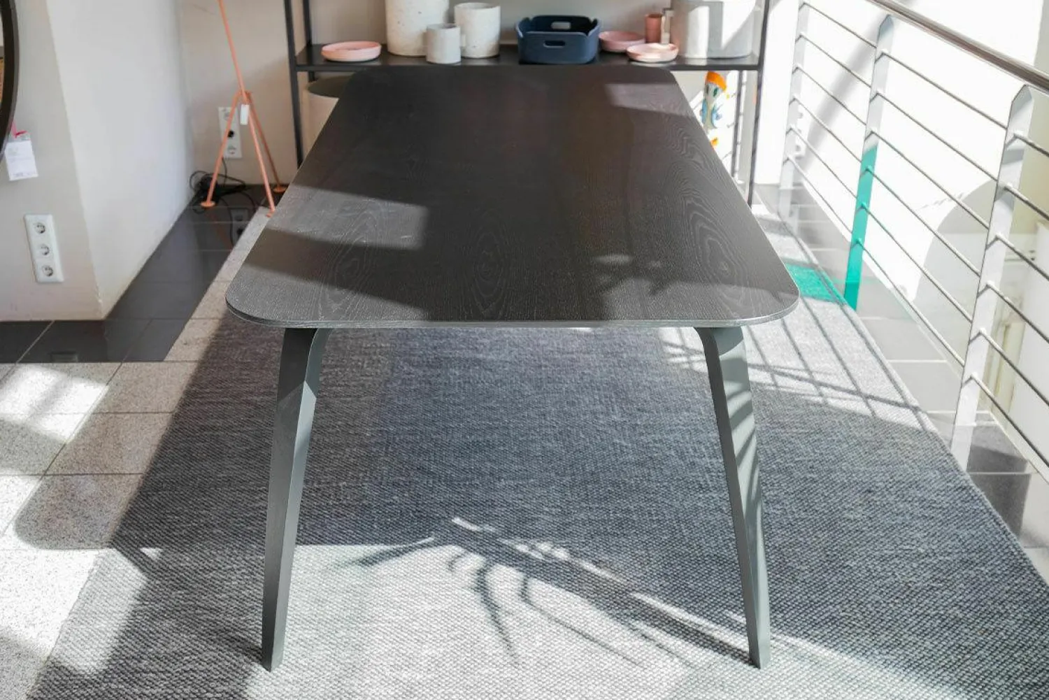 Gubi Esstische|Esstisch Dining Table Platte Esche Schwarz Semi Matt Lackiert
