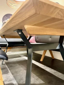 Contur Esstische|Esstisch Mileto Platte Asteiche Massiv Natur Geölt Gestell Metallfuß Schwarz Grau