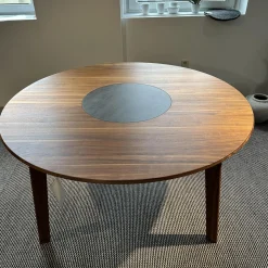 Team 7 Esstische|Esstisch Miró Nussbaum Natur Geölt Drehteller Keramik Basalt Black Schwarz Ohne Stühle