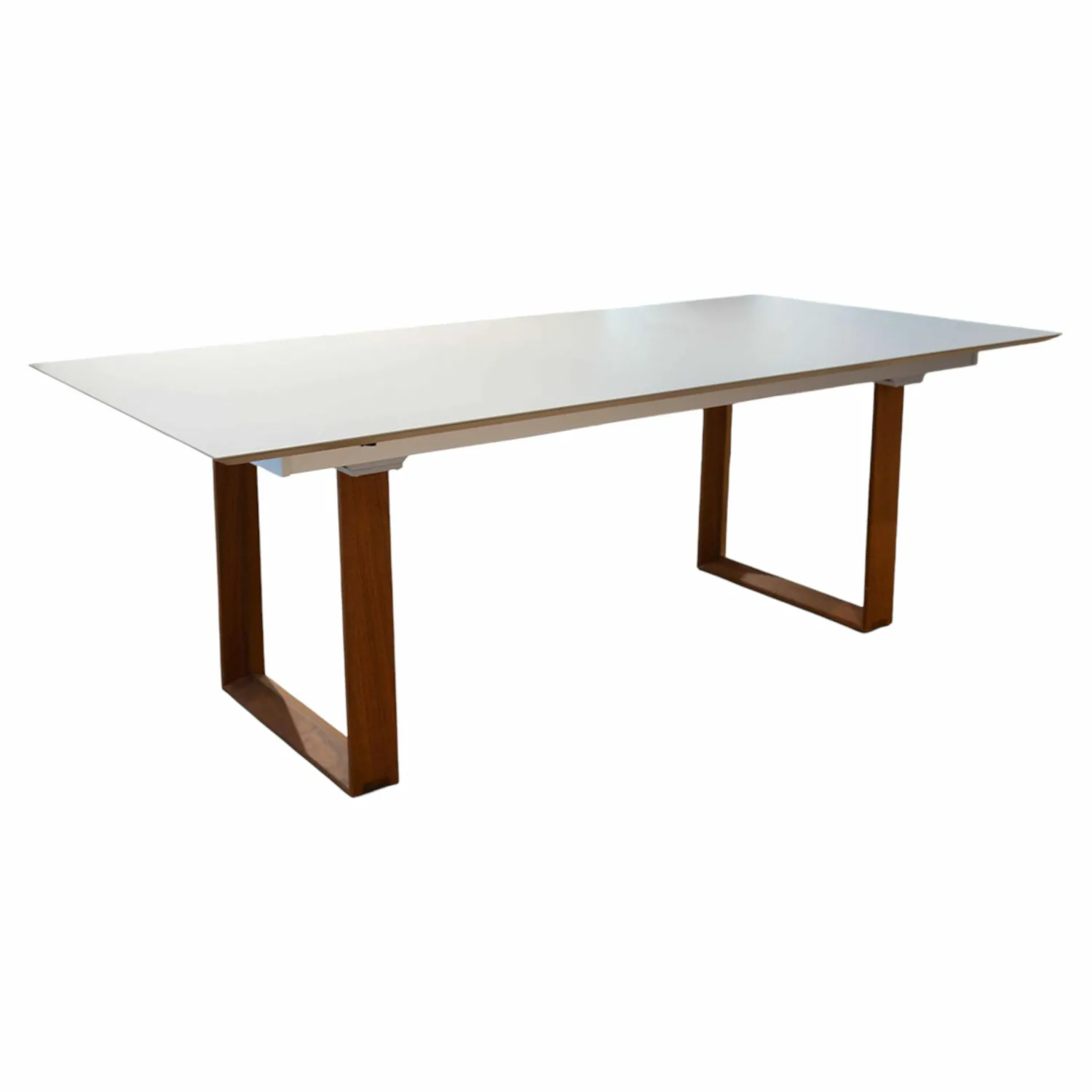 Bacher Esstische|Esstisch Mirado Ausziehbar Tischplatte Fenix NTM Castro Ottawa Taupe Gestell Nussbaum mit Einlegeplatte