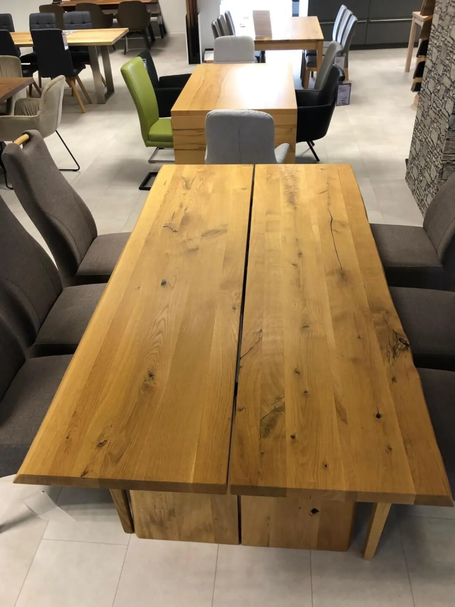 Henke Essgruppen|Esstische|Esstisch Modell EBT 200 Wildeiche Massiv Geölt