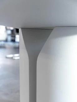 MDF Italia Esstische|Esstisch NVL Tischplatte Holzfaser Gestell Hartpolyurethan Oberfläche Weiß Matt Lackiert