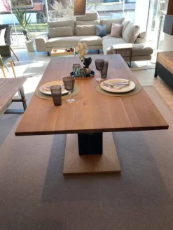 Gradel Esstische|Esstisch Pato Tischplatte Wildeiche Massiv Geölt Gestell Metall Schwarz Pukverbeschichtet Bodenplatte Echtholz Furniert Ohne Bank Stühle Sowie Dekoration