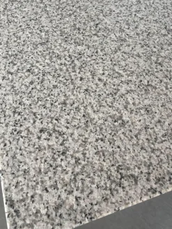 Bacher Esstische|Esstisch Platte Granit Bianco Kristall Grau Gestell Edelstahlrohr