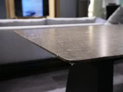 Draenert Esstische|Esstisch Platte Stein Brown Silk Trapezförmig Geledert Kante 6 Ausziehbar