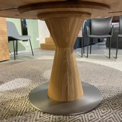 Scholtissek Esstische|Esstisch Radon Konische Holzsäule Bodenplatte Lackiertes Metall