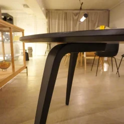 Gubi Esstische|Esstisch Rund 10021 Eiche Schwarz Gebeizt