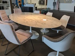 Knoll International Esstische|Esstisch Saarinen Oval Marmor Arabescato Weiß Fuß Schwerer Aluminiumformguss mit Rilsan Beschichtet