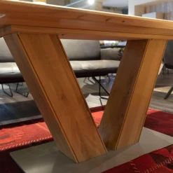 Natura Esstische|Esstisch San Francisco Asteiche Gestell V-Form Massiv Bianco Geölt