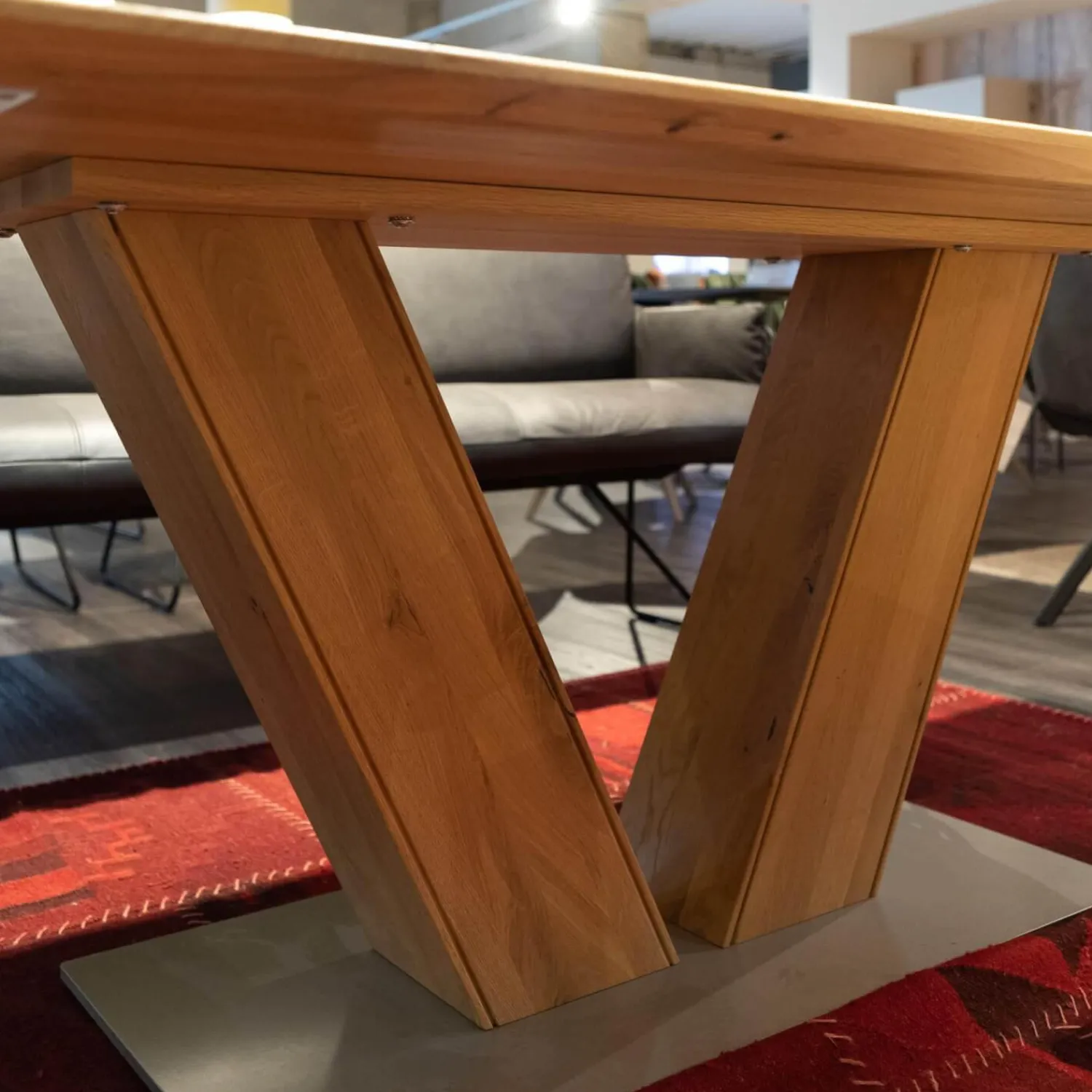 Natura Esstische|Esstisch San Francisco Asteiche Gestell V-Form Massiv Bianco Geölt