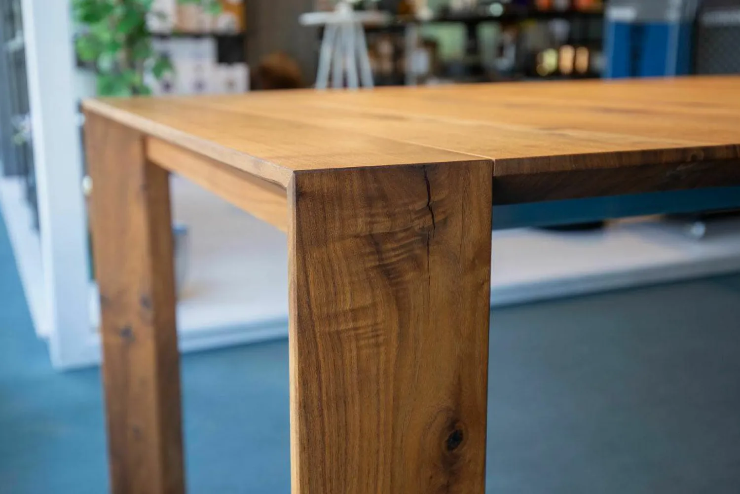 Scholtissek Esstische|Esstisch SL 1 Ausziehbar Astnuss Naturgeölt mit Harzausguss