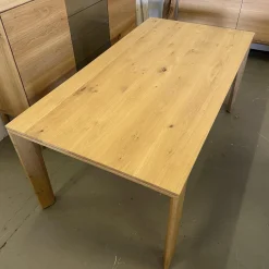 Scholtissek Esstische|Esstisch SL V Knorrige Eiche Puro Geölt Äste Mit Harz Ausgegossen