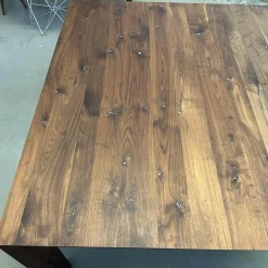 Scholtissek Esstische|Esstisch SR1 Astiger Nussbaum Natur Geölt Äste Mit Zinn Ausgegossen Inklusive Querauszug