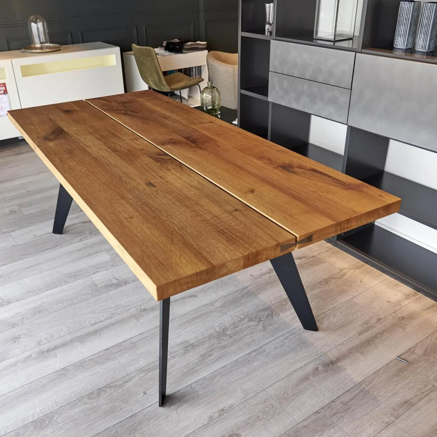 Scholtissek Esstische|Esstisch Talio 2020 Knorrige Eiche Rustiko Natur Geölt Mittelfuge Äste mit Harz Ausgegossen