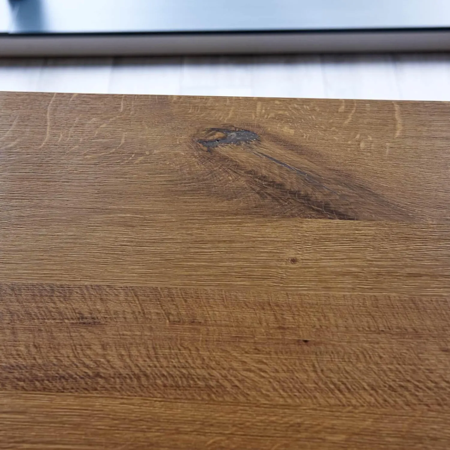 Scholtissek Esstische|Esstisch Talio 2020 Knorrige Eiche Rustiko Natur Geölt Mittelfuge Äste mit Harz Ausgegossen