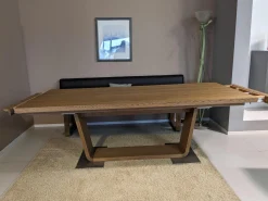 Anrei Essgruppen|Esstische|Esstisch Tesso Asteiche In Barrique Mit Bodenplatte Aus Edelstahl Und Einzelbank Smart Leder Maron