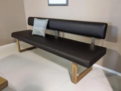 Anrei Essgruppen|Esstische|Esstisch Tesso Asteiche In Barrique Mit Bodenplatte Aus Edelstahl Und Einzelbank Smart Leder Maron