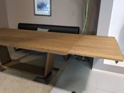 Anrei Essgruppen|Esstische|Esstisch Tesso Asteiche In Barrique Mit Bodenplatte Aus Edelstahl Und Einzelbank Smart Leder Maron