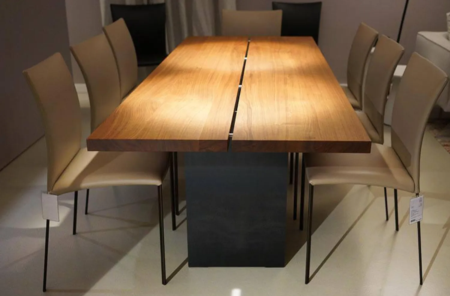 Zoom by Mobimex Esstische|Esstisch Tix Schwarznuss Natur Geölt Gestell Rohstahl Geölt