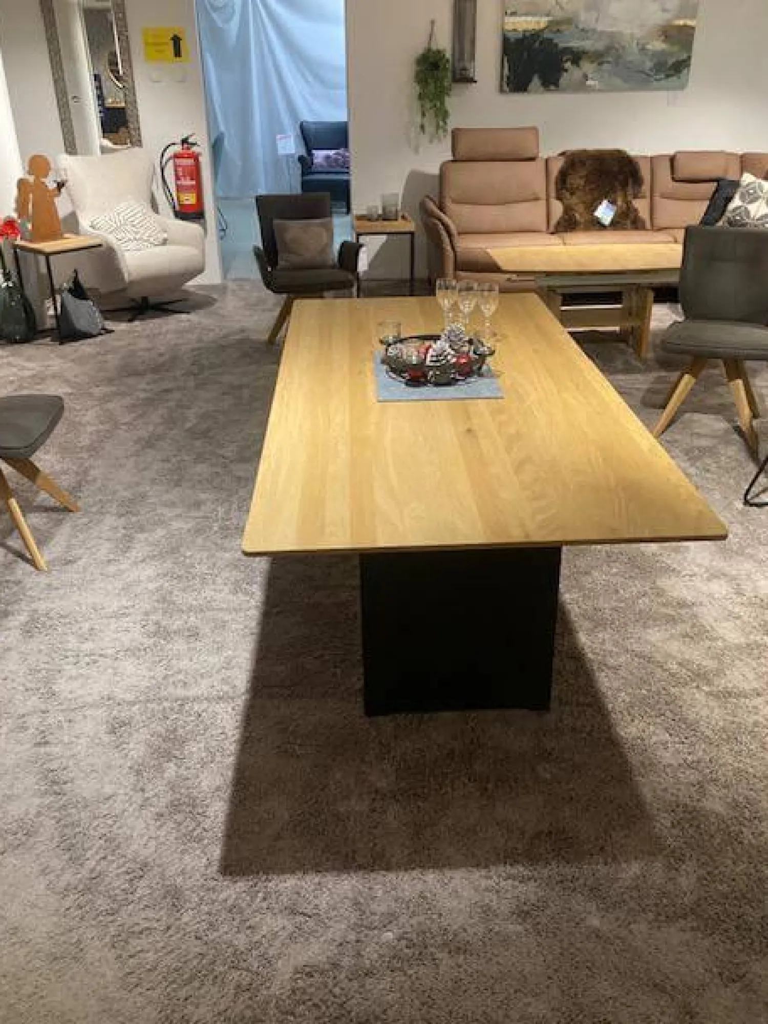 Natura Esstische|Esstisch Tucson Platte Wildeiche Massiv Lackiert Und Soft Gebürstet Gestell Metall Carbonfarbig Pulverbeschichtet