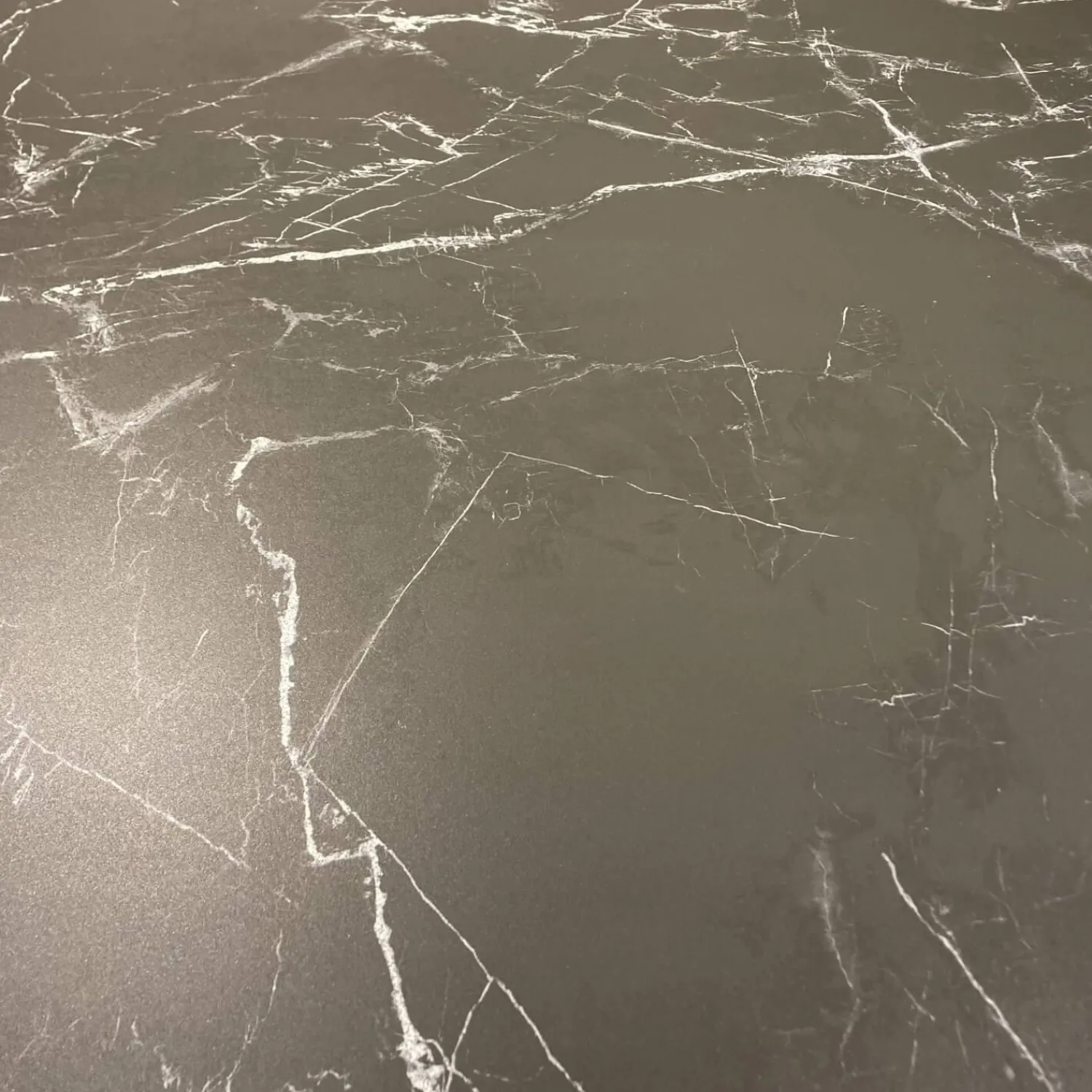 WK Wohnen Esstische|Esstisch WK 852-9 Tischplatte Keramik Marmor Schwarz Rundkufe Edelstahl Matt