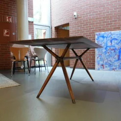 Zoom by Mobimex Esstische|Esstisch X2 Platte Schwarznuss mit Splint Geölt Beine X-Förmig