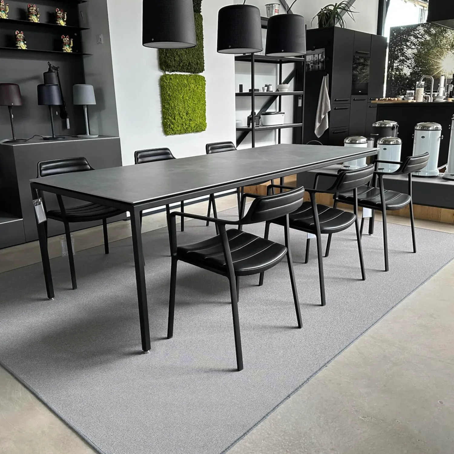 Vipp Essgruppen|Esstischgruppe Large 972 Keramik Gestell Pulverbeschichteter Stahl Mit 6 Stühlen