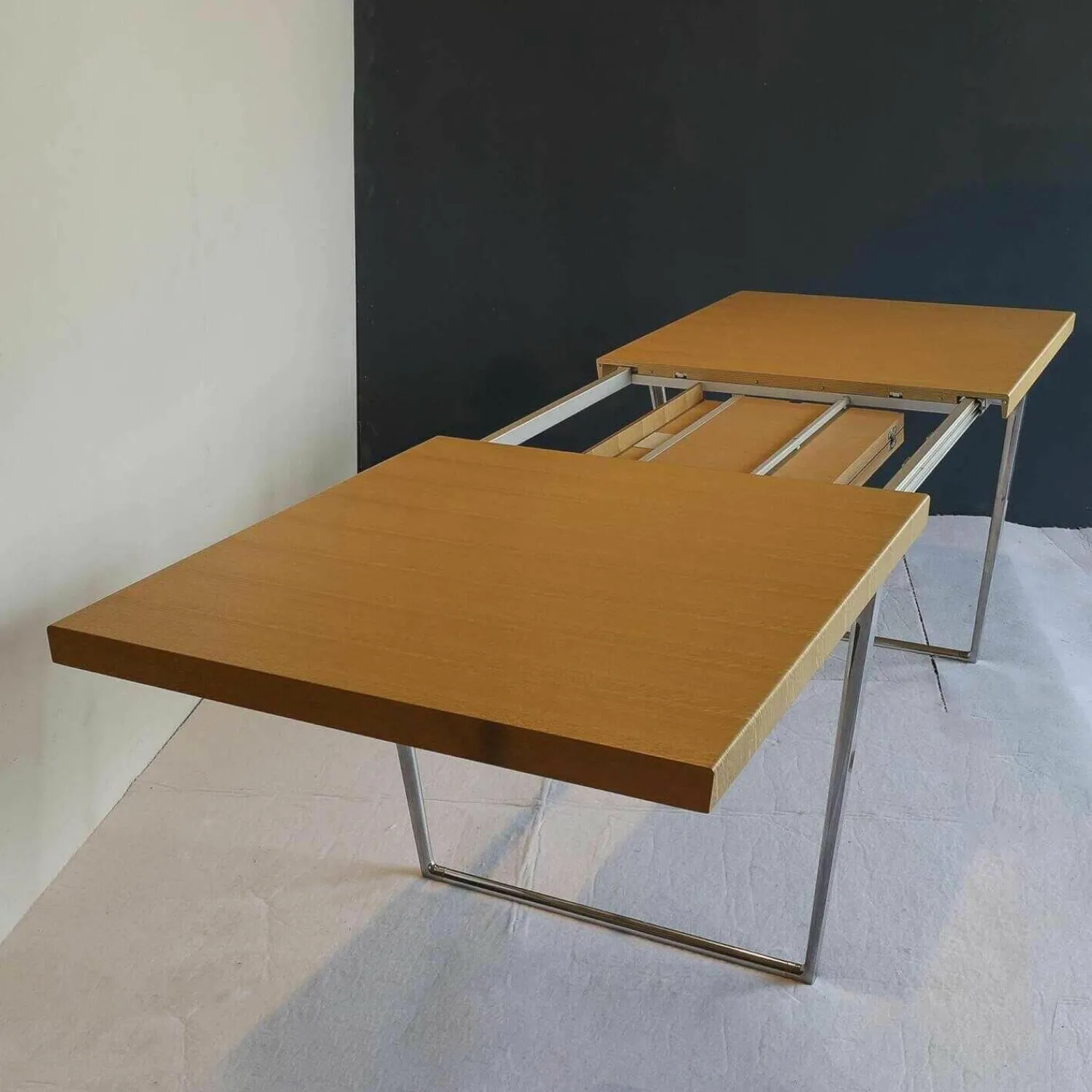 Vitra Esstische|Extendable Dining Table Tischplatte Furnier Eiche Natur Gestell Aluminium Mit Auszug
