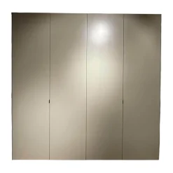 Interlübke Kleiderschränke|Falltürenkleiderschrank Collect Plus Lack M37 Manor Grün Braun Ledergriff Schwarz Inklusive Innenbeleuchtung