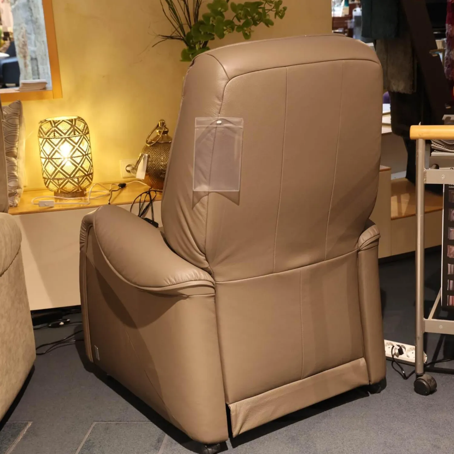 himolla Fernsehsessel|Fernsehsessel Kassel Bezug Leder 71 Torro Vulkan Braun Füße Rollen Kunststoff Schwarz