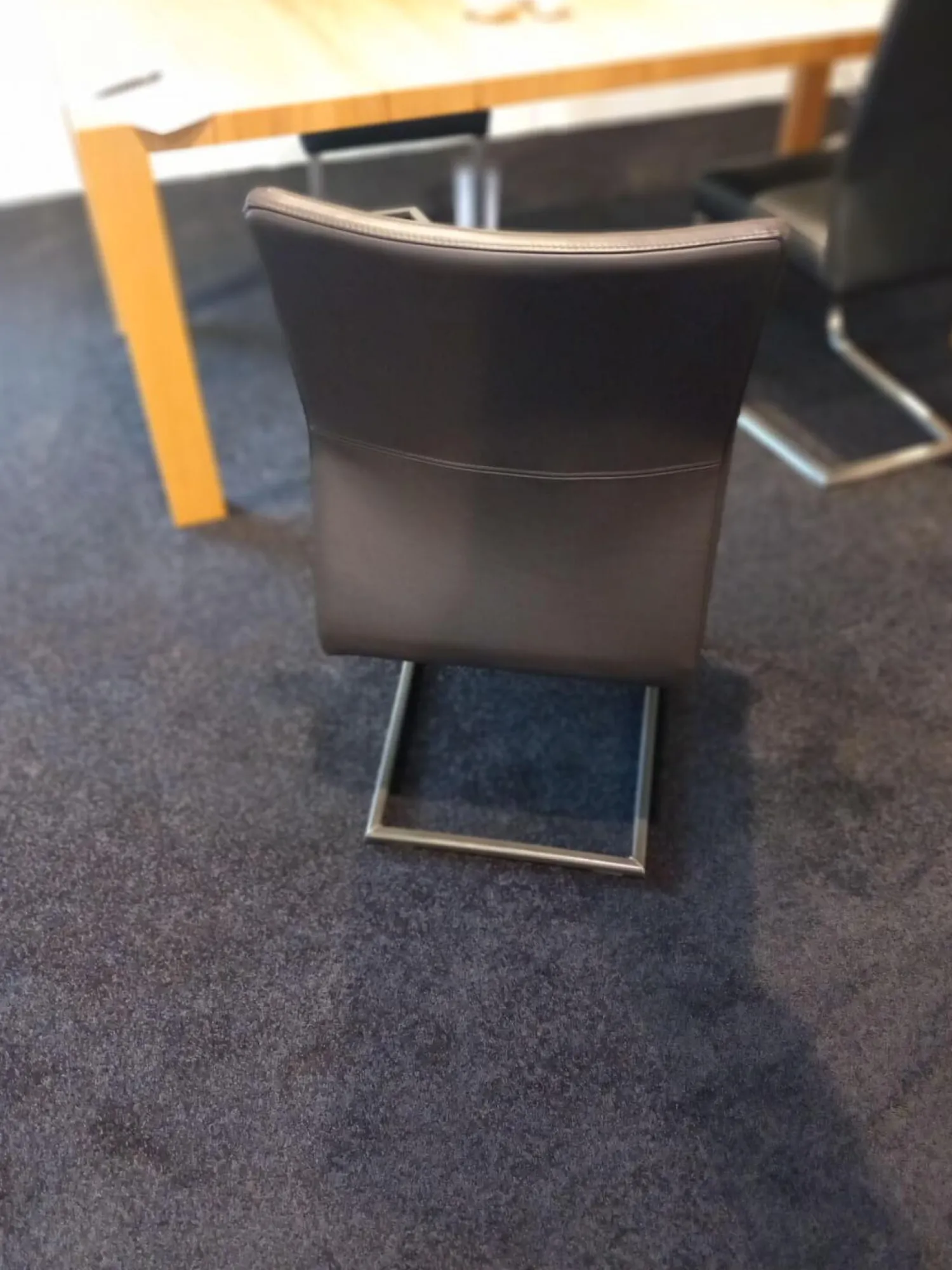 Carega Design Einzelstühle|Freischwinger Katy 3 Leder Toledo Braun Gestell Edelstahl Gebürstet