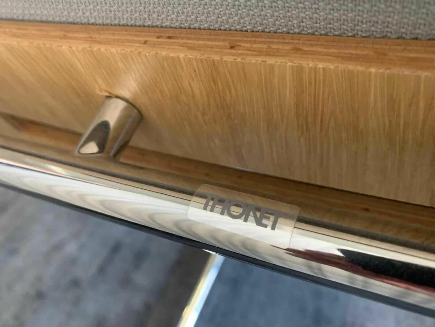 Thonet Einzelstühle|Freischwinger Stoff Cava 3 124 Achatgrau Gestell Chrom