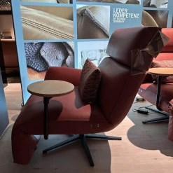 Koinor Relaxsessel|Funktionssessel Etino Leder B-Toro Reno Rot 5 Arm Drehkreuz Schwarz Matt Mit Tisch Wildeiche Natur Und Nierenkissen