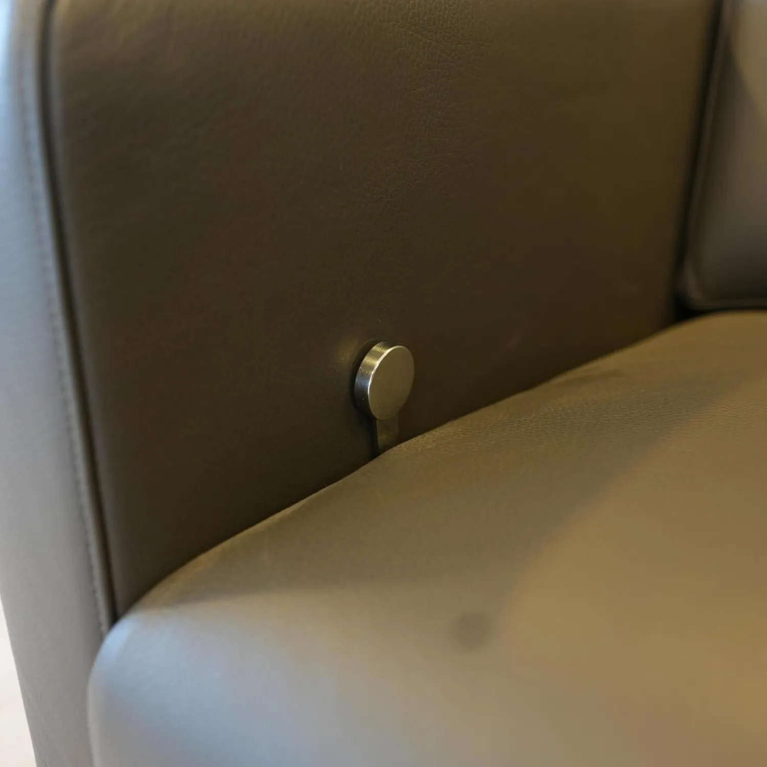 Bielefelder Werkstätten Relaxsessel|Funktionssessel Invita Bezug Leder Normandie Graphit Kreuzfuß Metall Chrom Glänzend