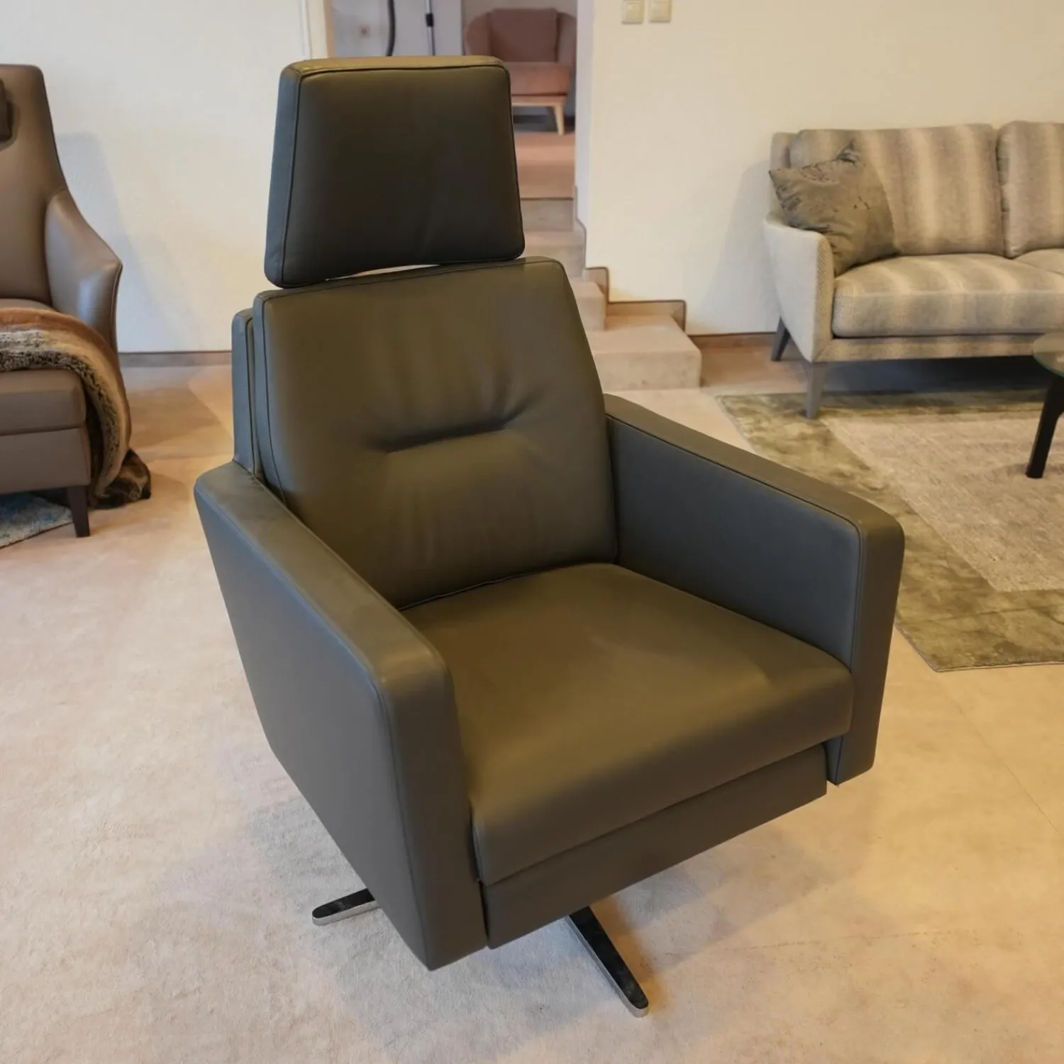 Bielefelder Werkstätten Relaxsessel|Funktionssessel Invita Bezug Leder Normandie Graphit Kreuzfuß Metall Chrom Glänzend