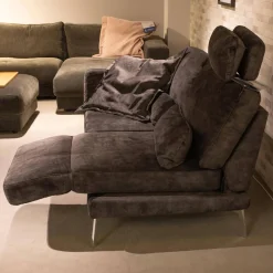 Sofa Kultur 2-Sitzer-Sofas|Funktionssofa 738 SK Stoff Craft Stone 8 Grau Metallfuß 283 Chrom Glänzend Mit Drehsitzfunktion Und Kissen