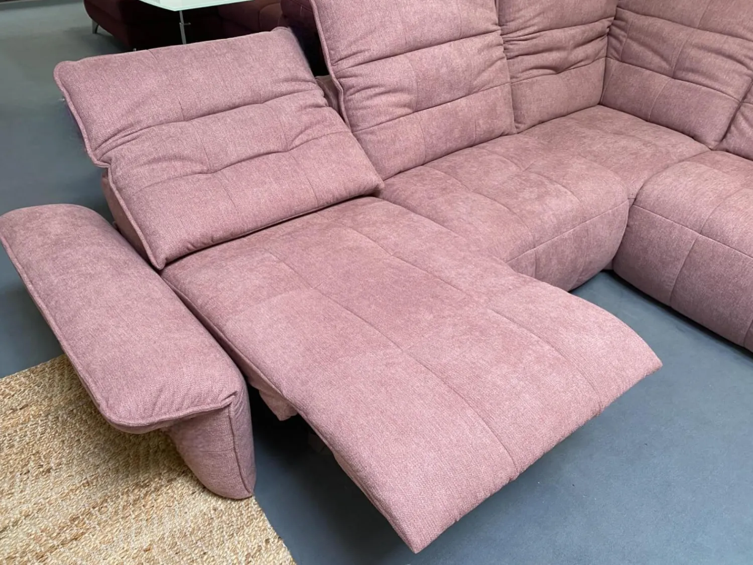 Poco Ecksofas|Funktionssofa Tokyo Stoff Amy Altrosa Mit Wall Free Relax-Funktion Und Weiteren Verstellungen