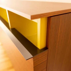 Porro Kommoden & Sideboards|Gallery Low Cupboard Außen Holzfarbe W20 Mongoi Innen Giallo Mustard Rückwand Spiegel Mit Beleuchtun