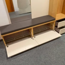 Musterring Garderoben|Garderobe Kira Eiche Sand Lack Crema Creme Leder 1 Hermes Bruin Schwarz Grau Griffe Metall