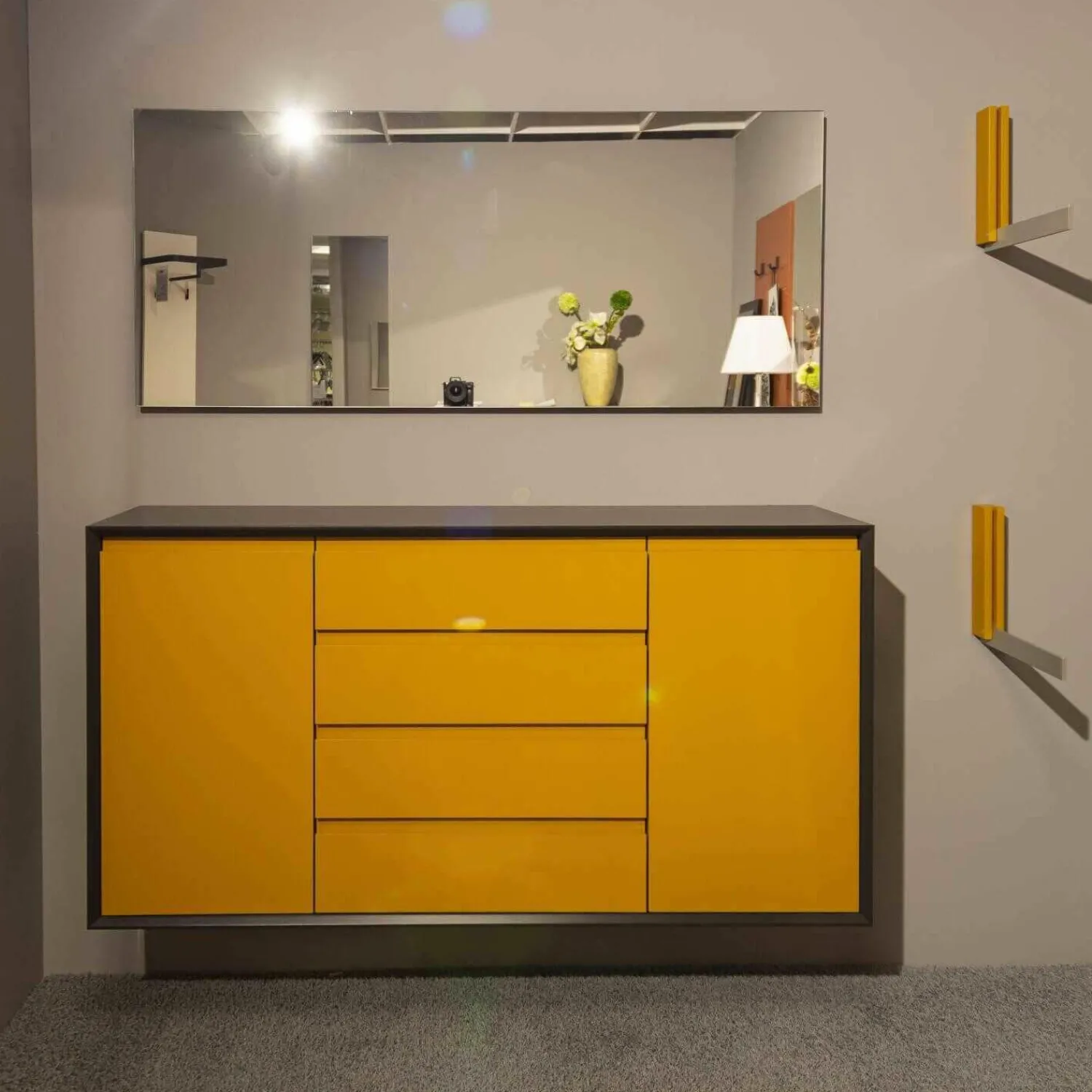 Sudbrock Garderoben|Garderobe Modo 19 Glattlack Curry Mit Spiegel