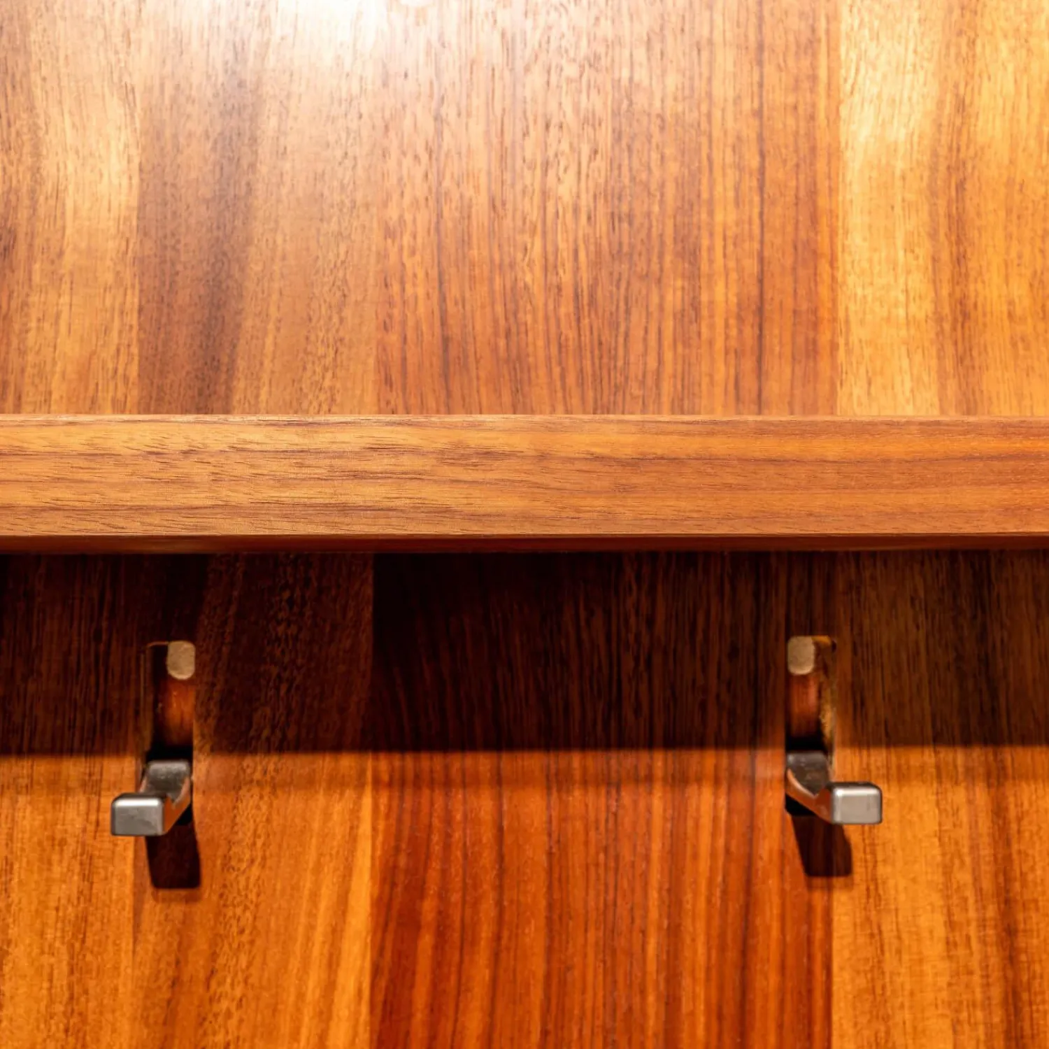 Team 7 Garderoben|Garderobe Nussbaum Teilverdeckt 80x192