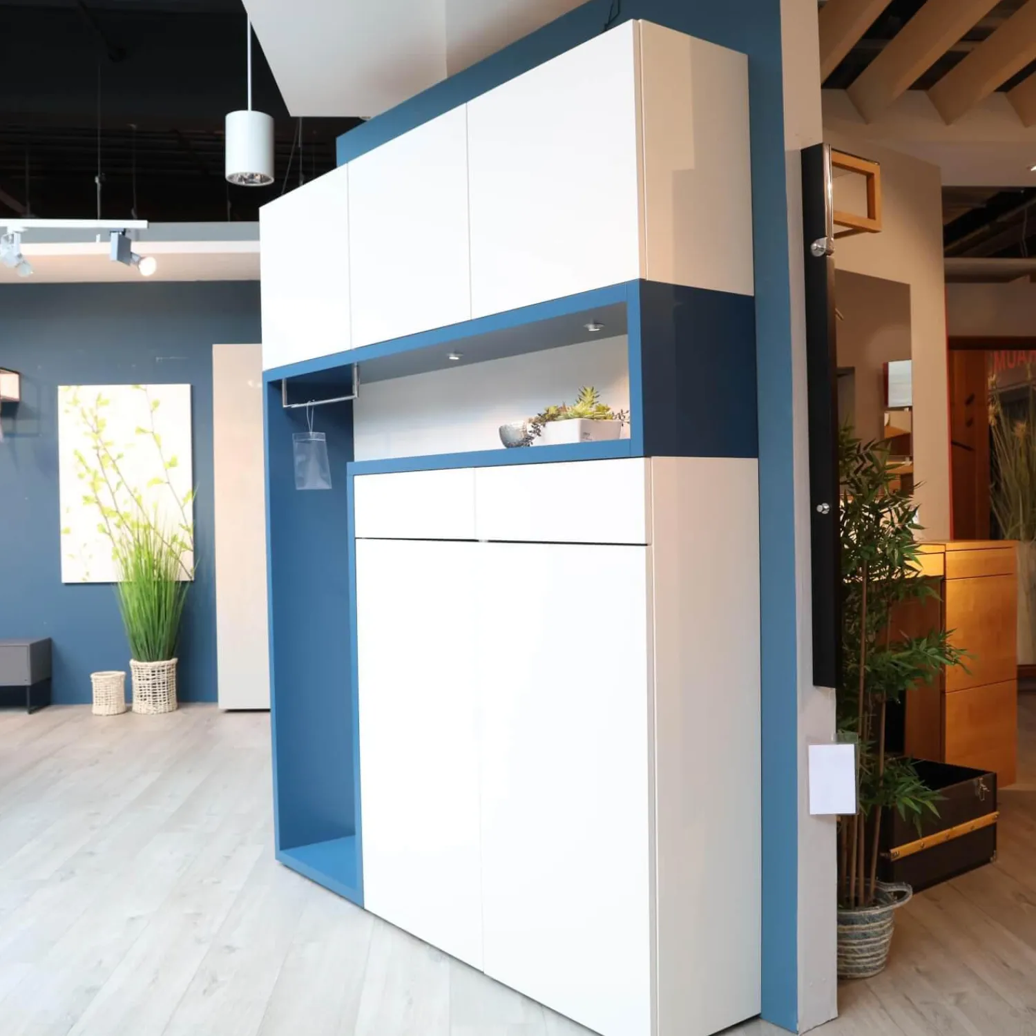 Sudbrock Garderoben|Garderobe Tando Glattlack Blütenweiß Mit Beleuchtung