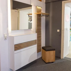 Schöner Wohnen-Kollektion Garderoben|Garderobe Yonna Lack Weiß Holzlamellen Natur Gebürstet Stoff 97 Anthrazit Mit Beleuchtung